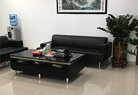 總經(jing)理辦公室(shi)